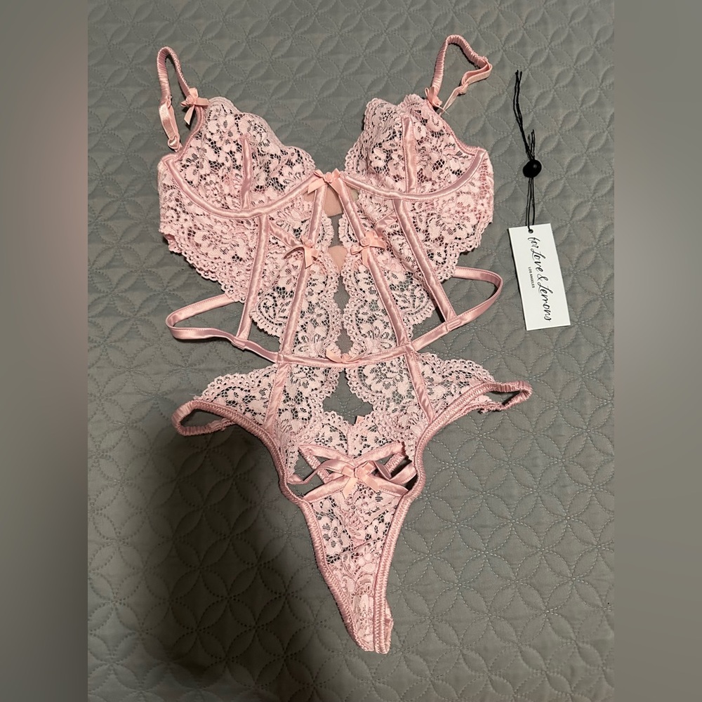NWOT For Love & Lemons Creamsicle Lace Bodysuit Teddy - Picture 7 of 14